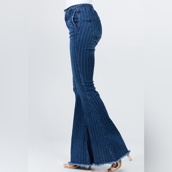 Uniq By Litz Striped Pattern Flared Denim - Picture 5 of 16